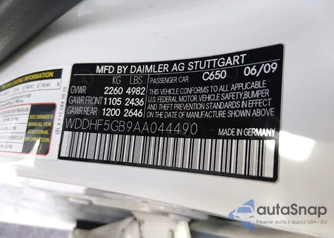 2010 Mercedes-Benz E 350 z USA, uszkodzony, nr VIN WDDHF5GB9AA044490